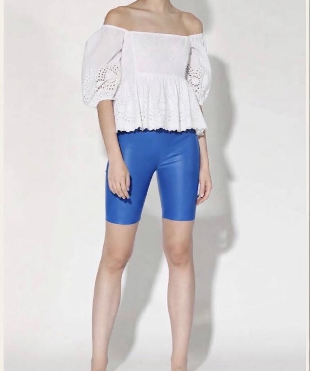 New Walter baker bright blue Monique leather biker shorts sz M $598